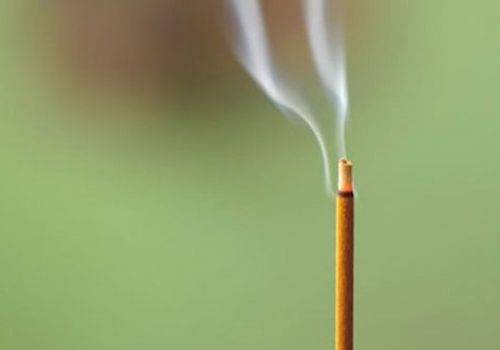 Thắp hương cho người mới mất thế nào cho đúng?